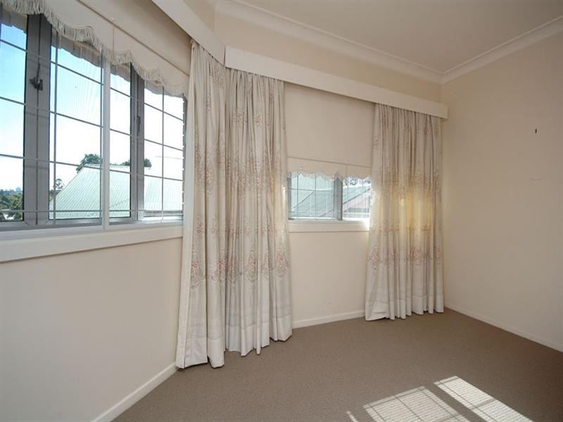 32 Marian Street, Coorparoo QLD 4151