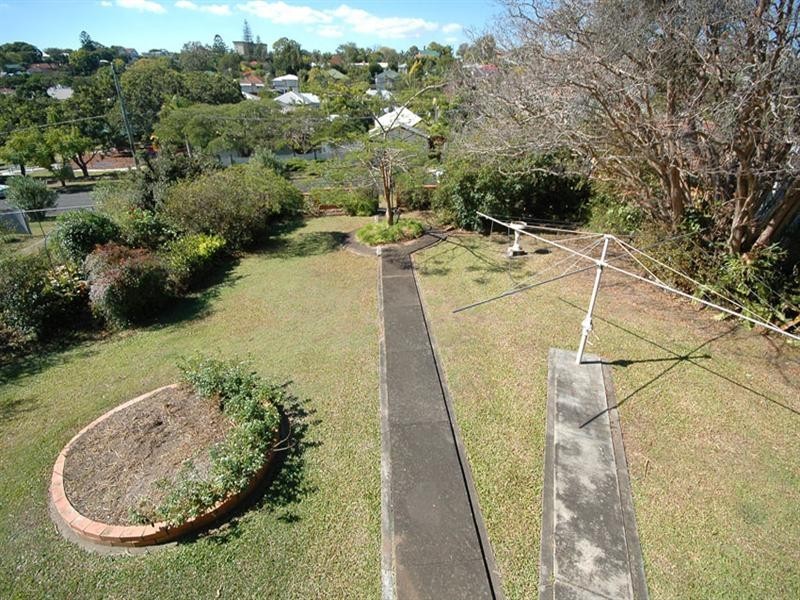 32 Marian Street, Coorparoo QLD 4151