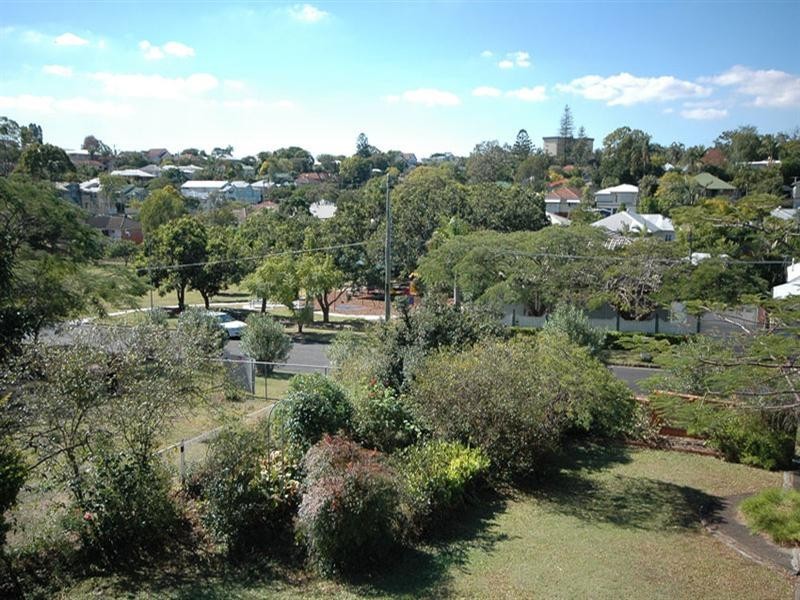 32 Marian Street, Coorparoo QLD 4151