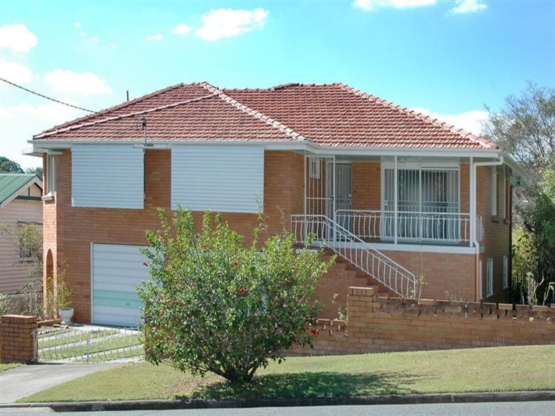 32 Marian Street, Coorparoo QLD 4151