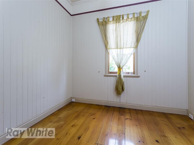 9 Birdwood Street, Coorparoo QLD 4151