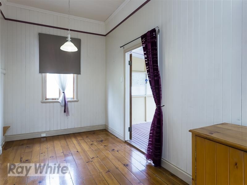 9 Birdwood Street, Coorparoo QLD 4151