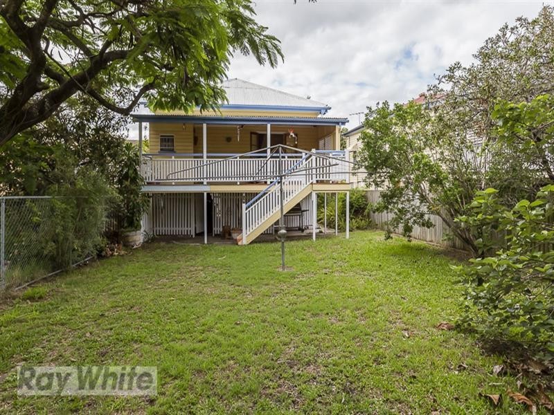 9 Birdwood Street, Coorparoo QLD 4151