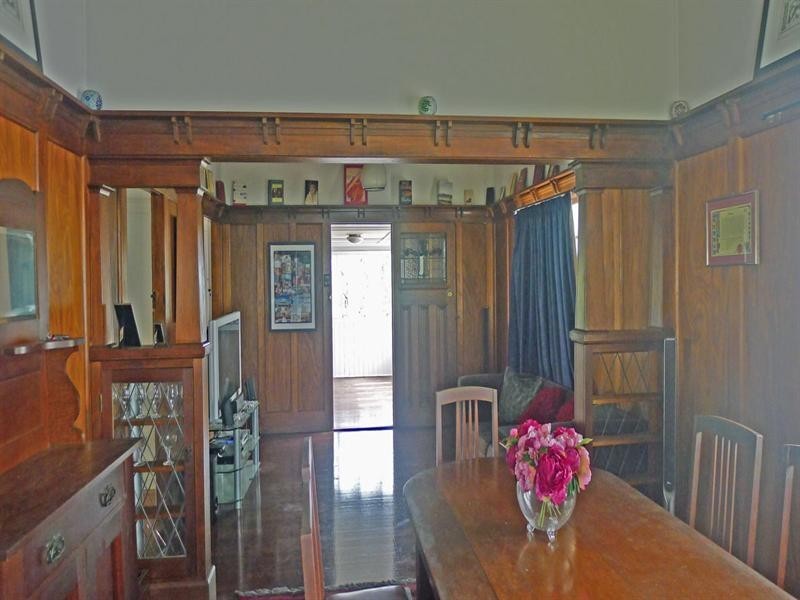 50 Lewis Street, Camp Hill QLD 4152