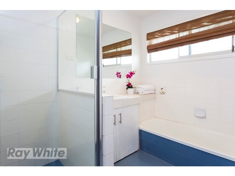 11 Ara Street, Camp Hill QLD 4152