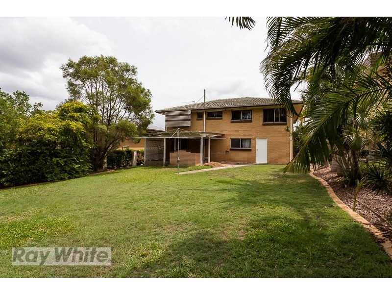 11 Ara Street, Camp Hill QLD 4152