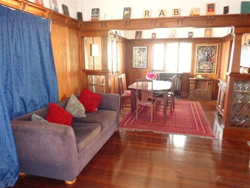 50 Lewis Street, Camp Hill QLD 4152