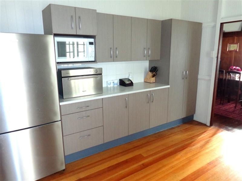 50 Lewis Street, Camp Hill QLD 4152