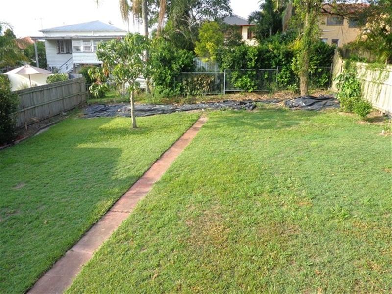 50 Lewis Street, Camp Hill QLD 4152