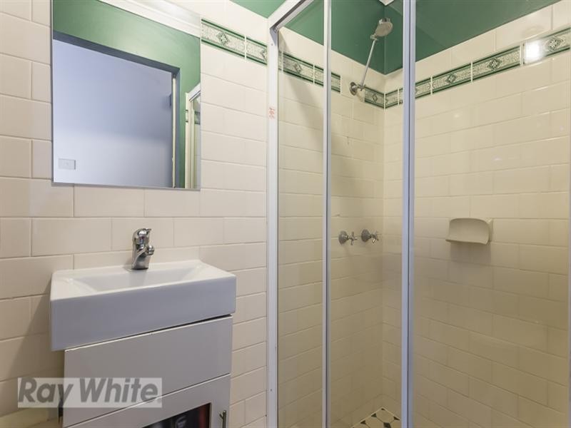 2/13 Gladstone Street, Coorparoo QLD 4151