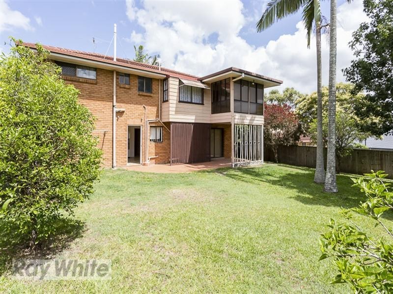 12 Aldford Street, Carindale QLD 4152