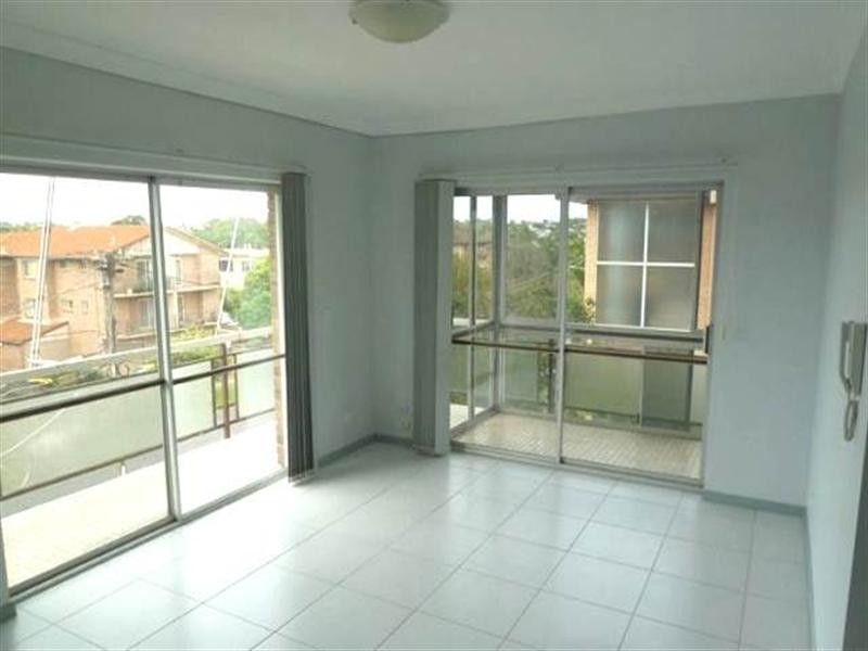 4/15 Weston Street, Coorparoo QLD 4151