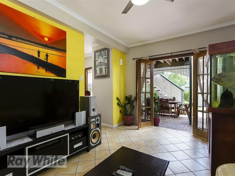 42 Geera Street, Coorparoo QLD 4151