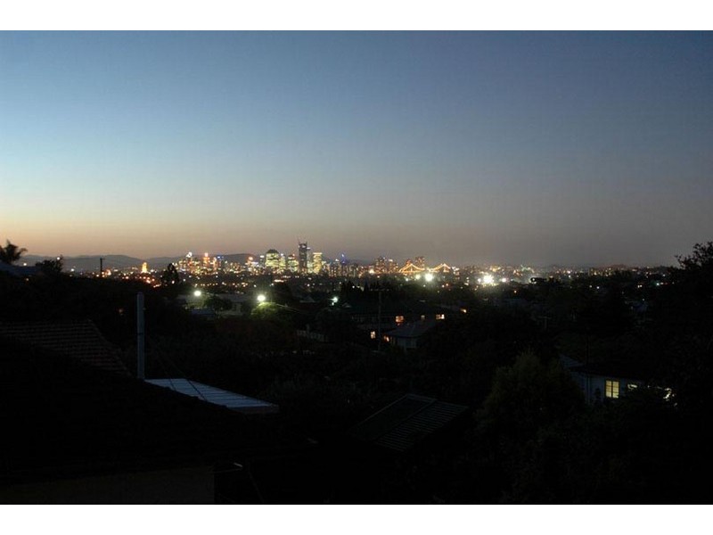 86 Newman Avenue, Camp Hill QLD 4152