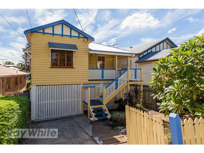 10 Greens Road, Coorparoo QLD 4151