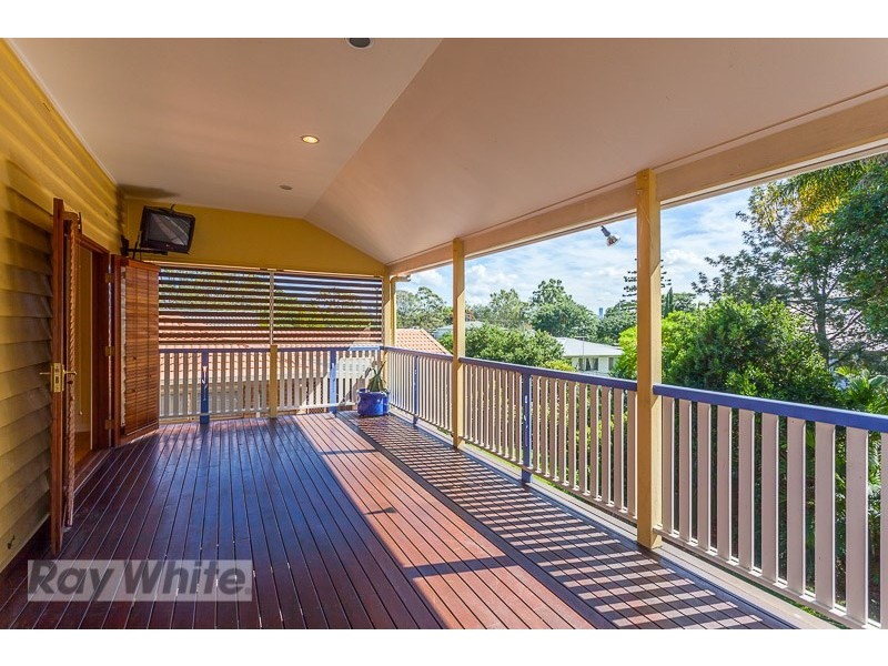 10 Greens Road, Coorparoo QLD 4151