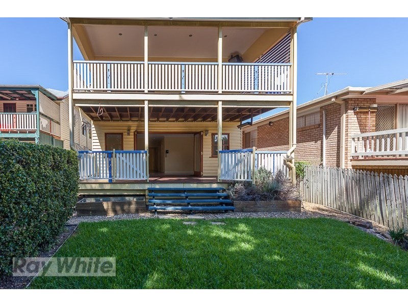 10 Greens Road, Coorparoo QLD 4151