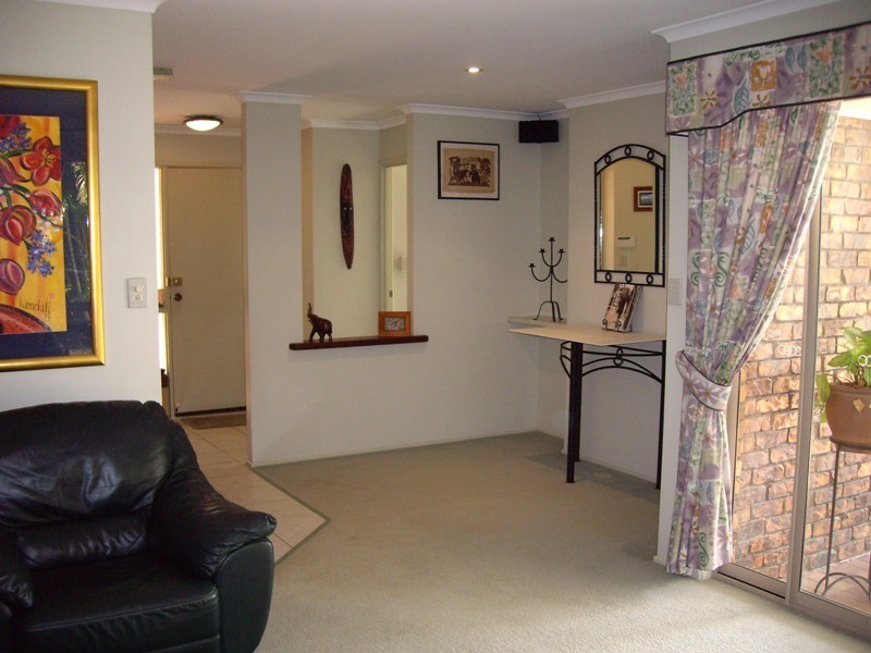 367 Nursery Road, Holland Park QLD 4121