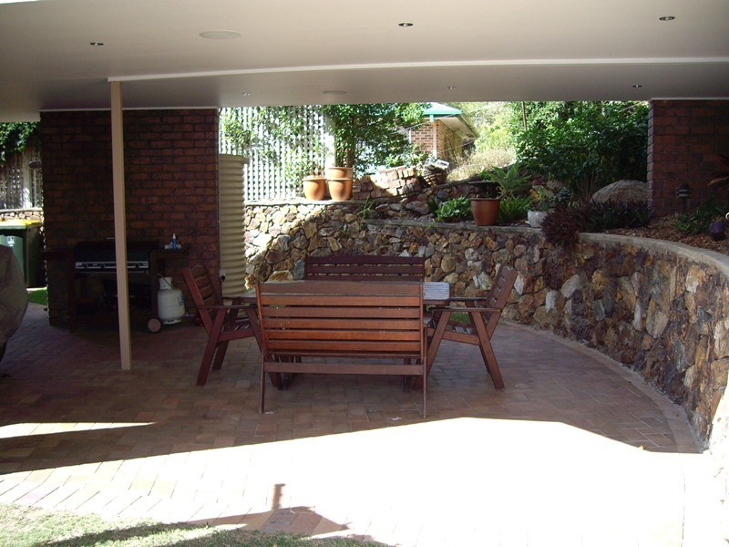 367 Nursery Road, Holland Park QLD 4121