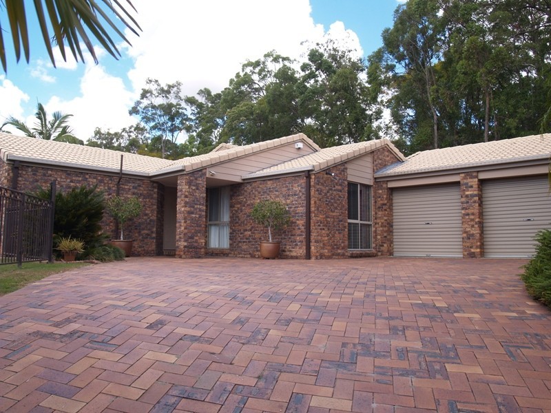 367 Nursery Road, Holland Park QLD 4121