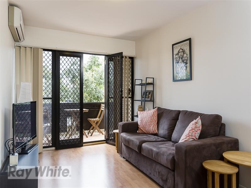 2/70 Latrobe Street, East Brisbane QLD 4169