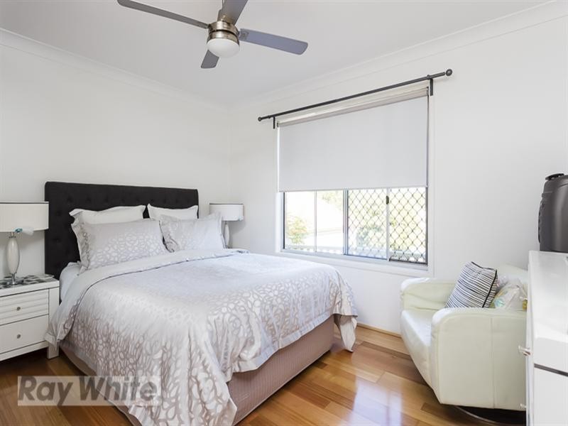 27 Picasso Street, Carina QLD 4152