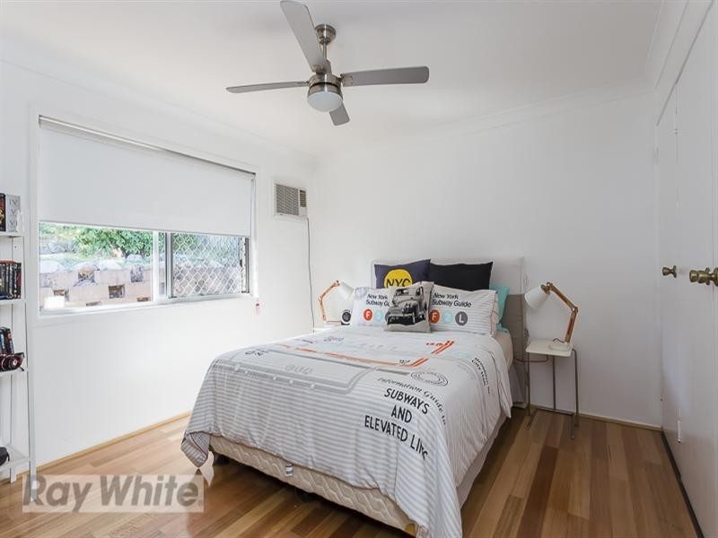 27 Picasso Street, Carina QLD 4152