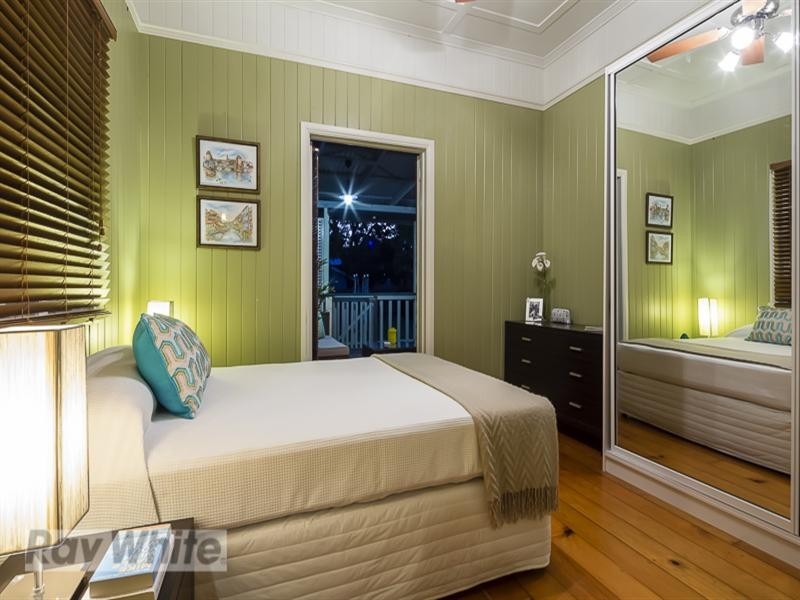 29 Primmer Street, Coorparoo QLD 4151