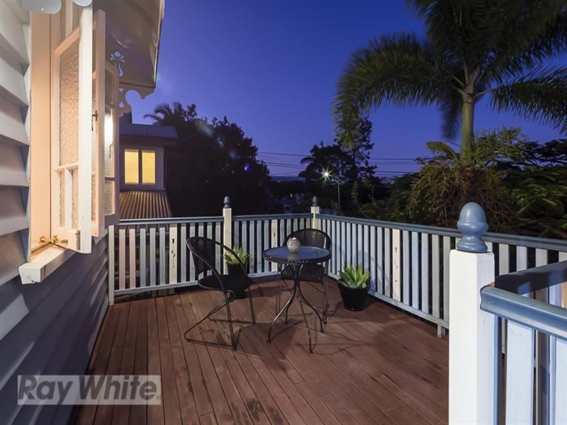 29 Primmer Street, Coorparoo QLD 4151