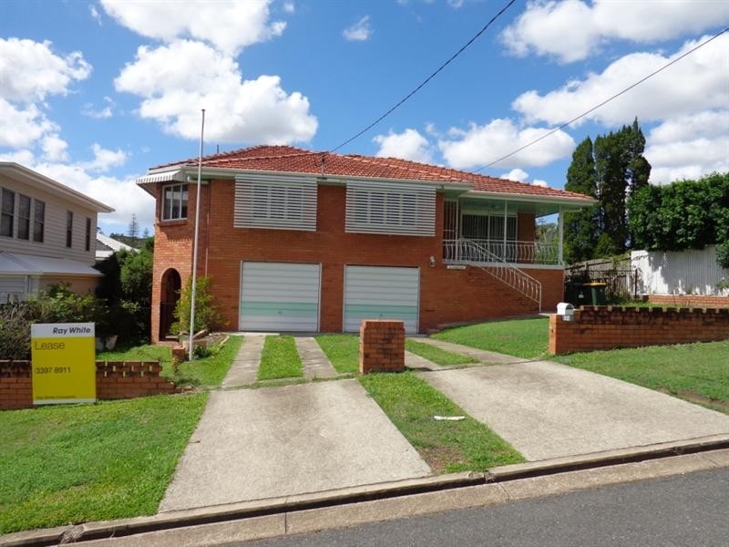 32 Marian Street, Coorparoo QLD 4151