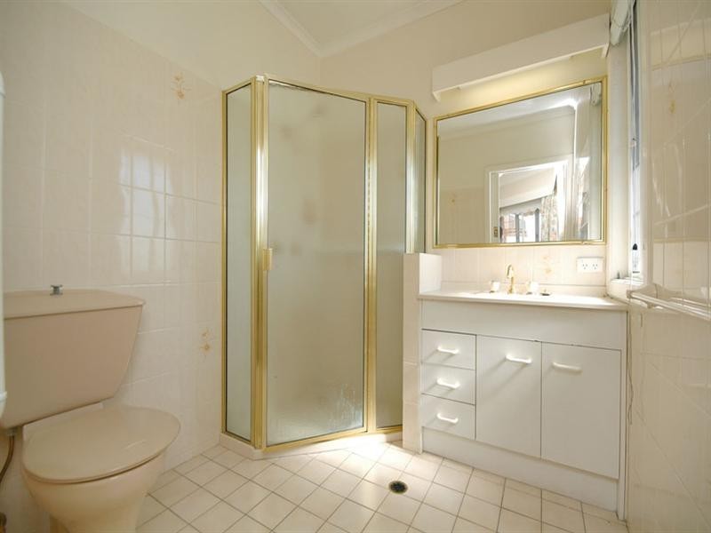 32 Marian Street, Coorparoo QLD 4151