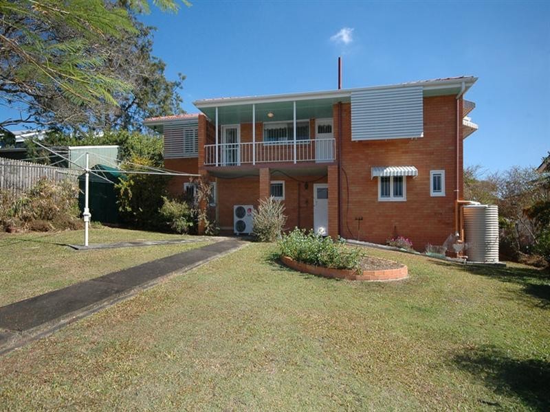 32 Marian Street, Coorparoo QLD 4151