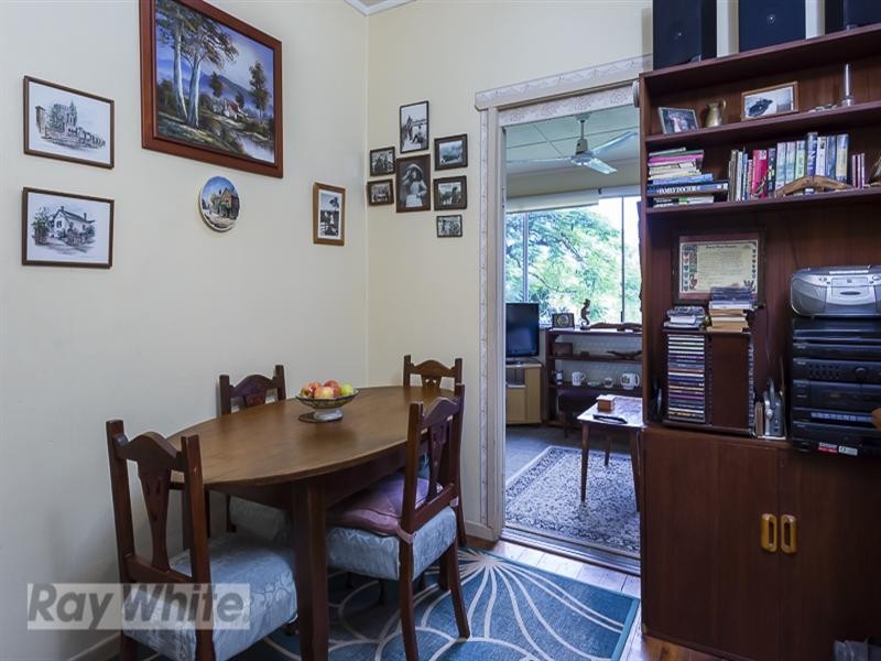 32 Lade Street, Coorparoo QLD 4151