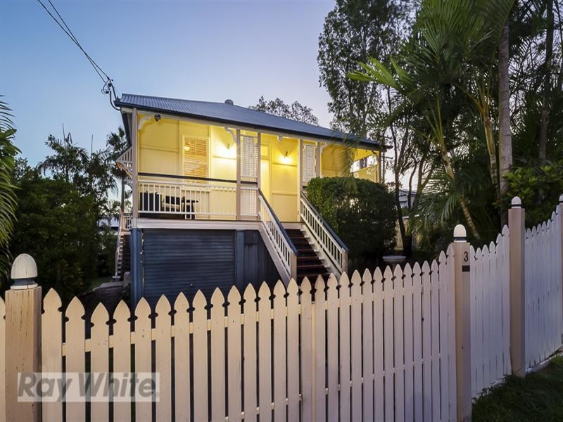 3 Longfellow Street, Norman Park QLD 4170