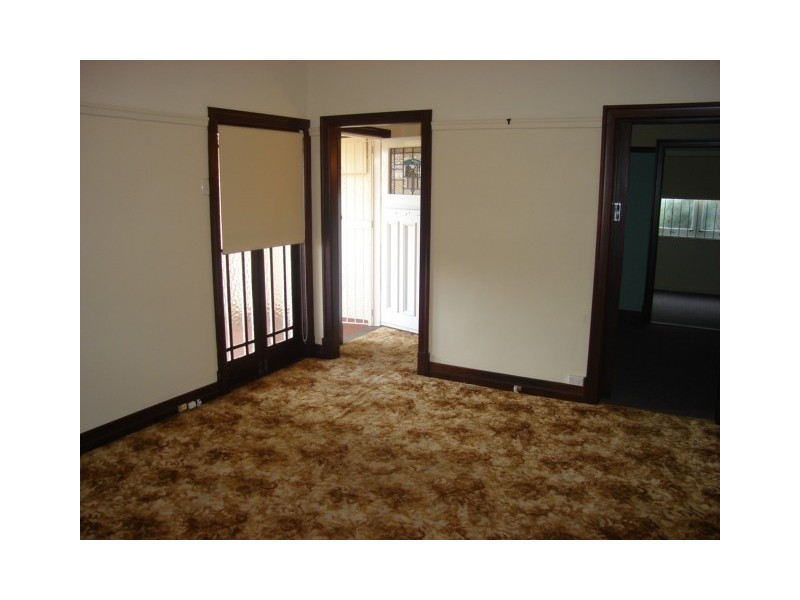 25 Newman Avenue, Camp Hill QLD 4152