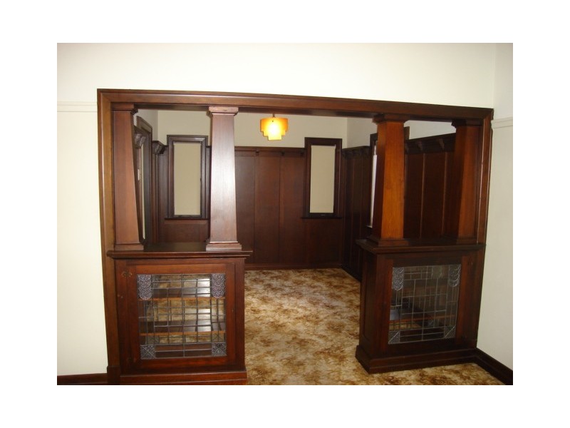 25 Newman Avenue, Camp Hill QLD 4152