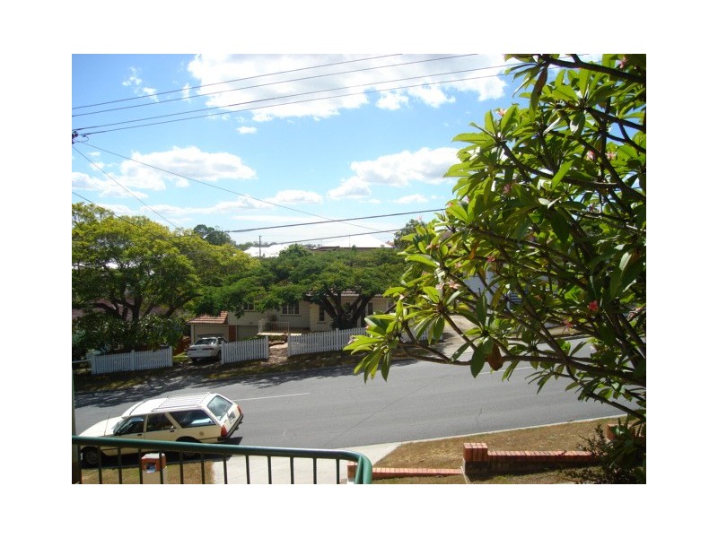 25 Newman Avenue, Camp Hill QLD 4152