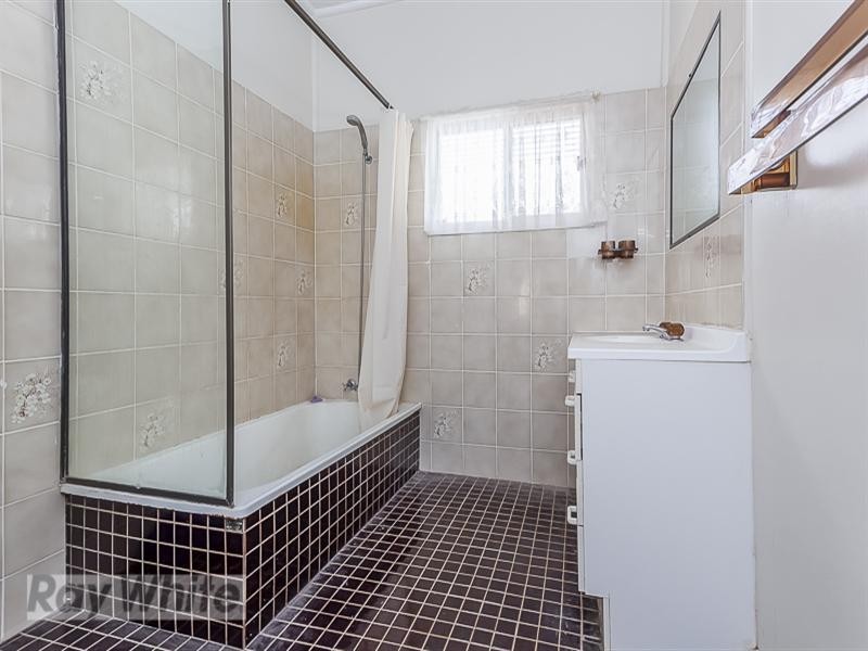 36 Cambridge Street, Carina Heights QLD 4152