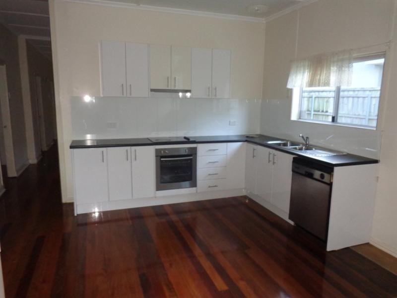 36 Cambridge Street, Carina Heights QLD 4152