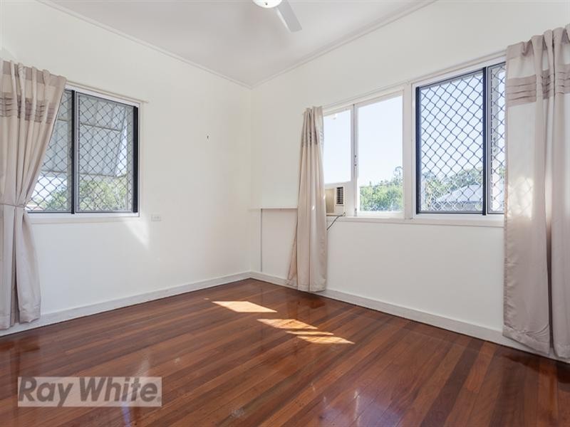 60 Wills Street, Coorparoo QLD 4151