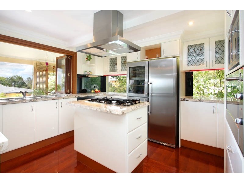 70 Nicholson Street, Greenslopes QLD 4120