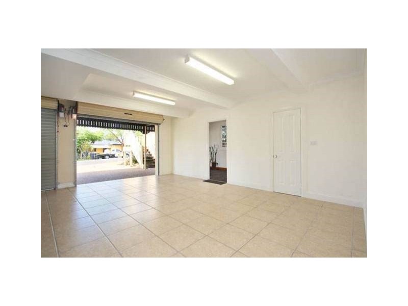 70 Nicholson Street, Greenslopes QLD 4120