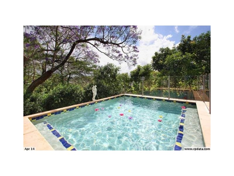 70 Nicholson Street, Greenslopes QLD 4120