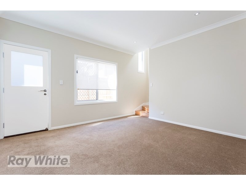 1215 Stanley Street East, Coorparoo QLD 4151