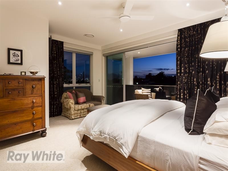 103 Crescent Road, Hamilton QLD 4007