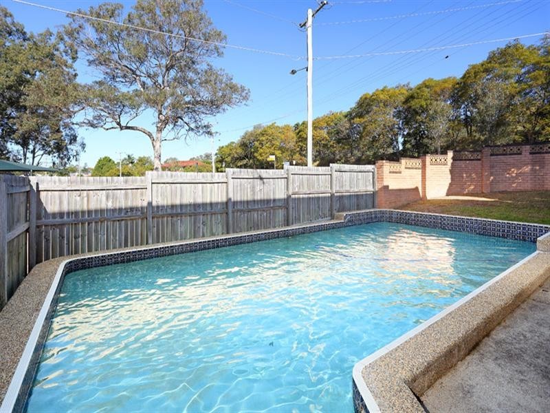 42 Abbott Street, Camp Hill QLD 4152