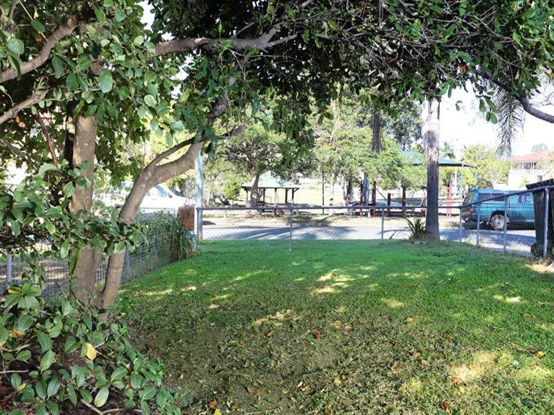 42 Abbott Street, Camp Hill QLD 4152