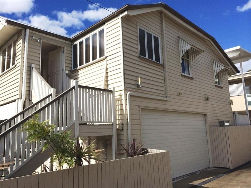 1217A Stanley Street East, Coorparoo QLD 4151