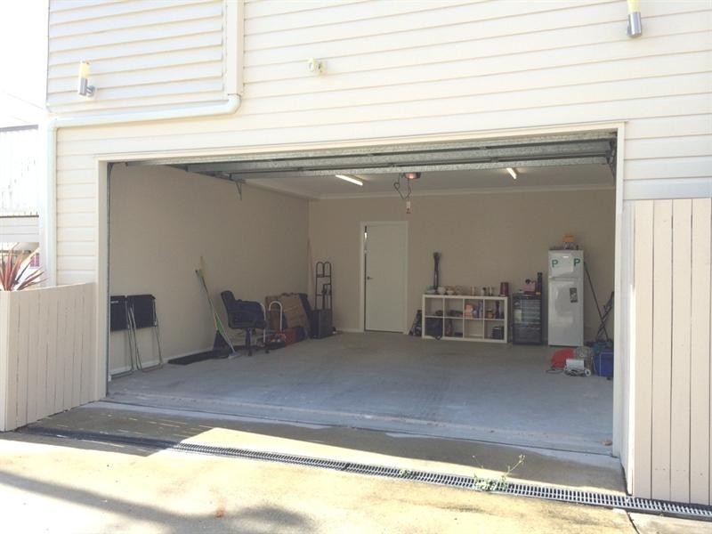 1217A Stanley Street East, Coorparoo QLD 4151