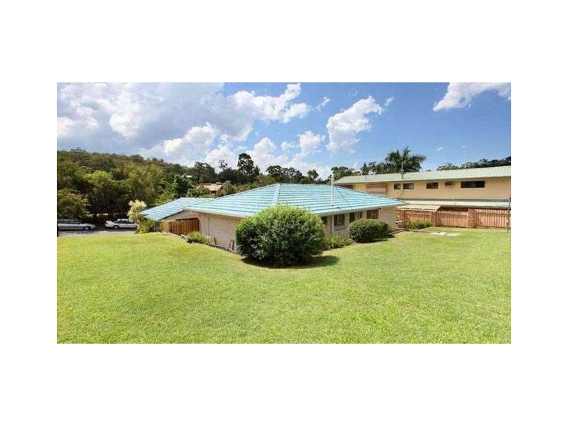 6 Eurong Street, Carina Heights QLD 4152